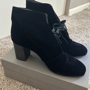 COCLICO Black Velvet Heels
